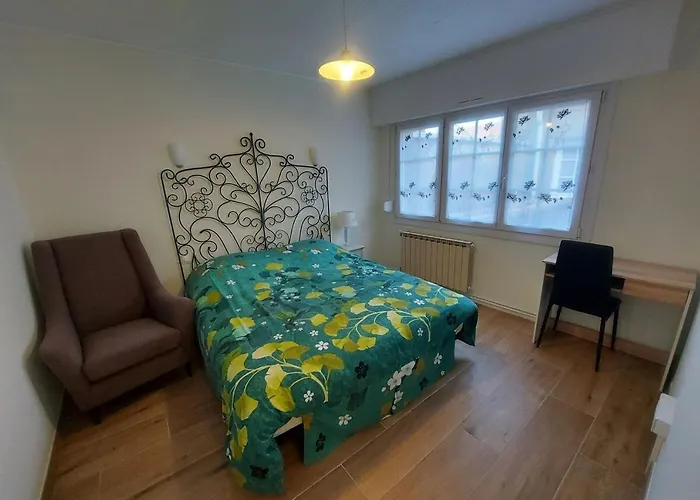 Maison Hyper Centre à 3 Minutes De Cnpe Hébergement de vacances