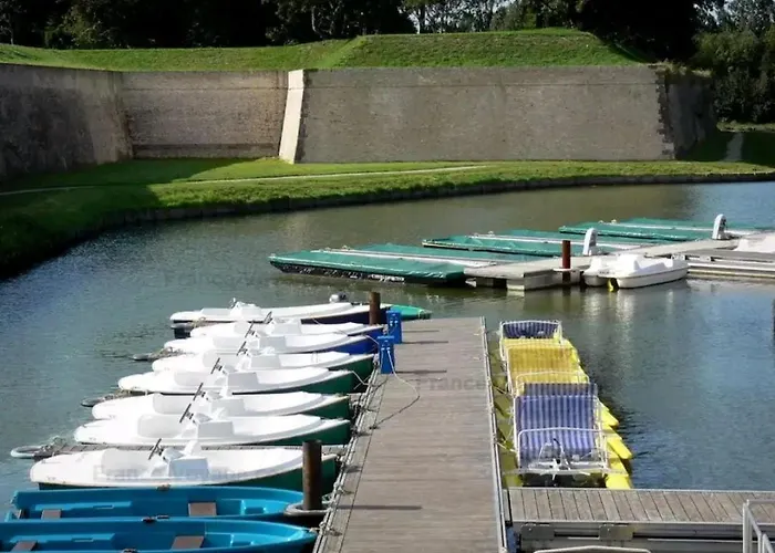 Maison Hyper Centre à 3 Minutes De Cnpe Hébergement de vacances