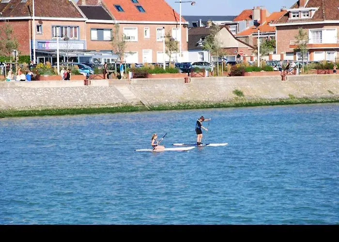 Maison Hyper Centre à 3 Minutes De Cnpe Hébergement de vacances